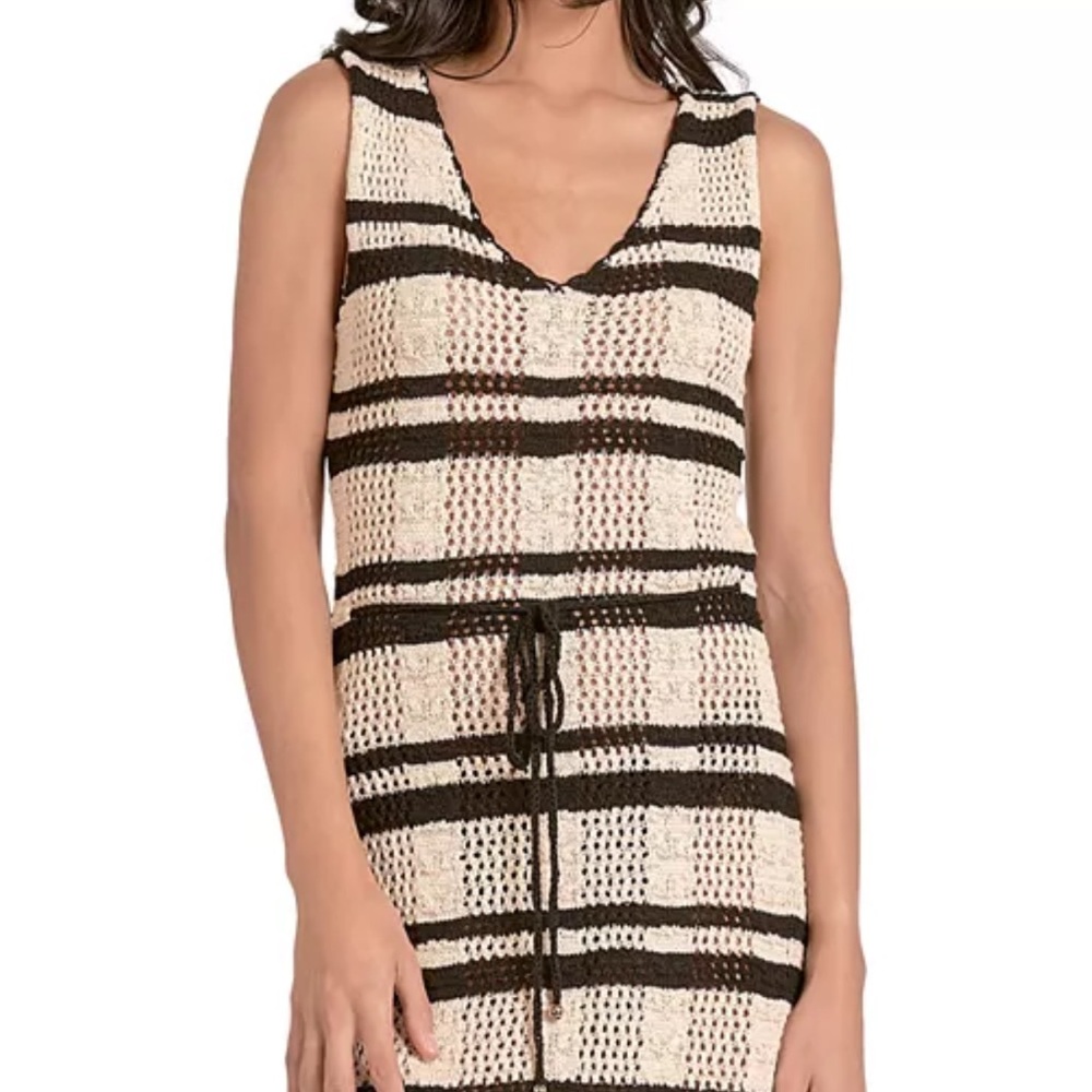 Elegant Black and Cream Knit Swim Cover-Up